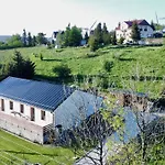 شقة Jachovka